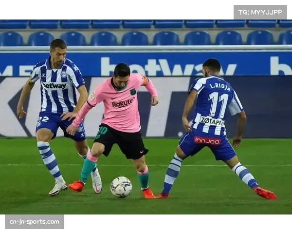 谢里夫全场牵制防线 多次制造进攻威胁获高分评价